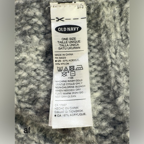 Old Navy heather gray knit infinity scarf Women’s winter outdoor accessories OS - Picture 2 of 5